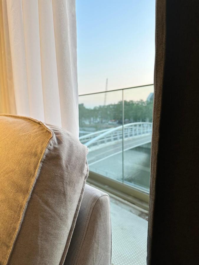 Canal View One Bedroom Flat Брюссель Экстерьер фото